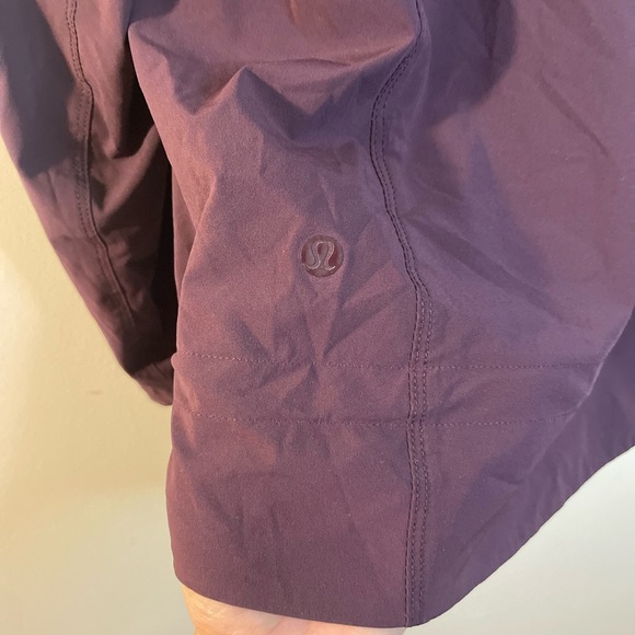 Lululemon|Step To It Hooded Full Zip Jacket Black cherry water Repellent Size 4 - Picture 10 of 13